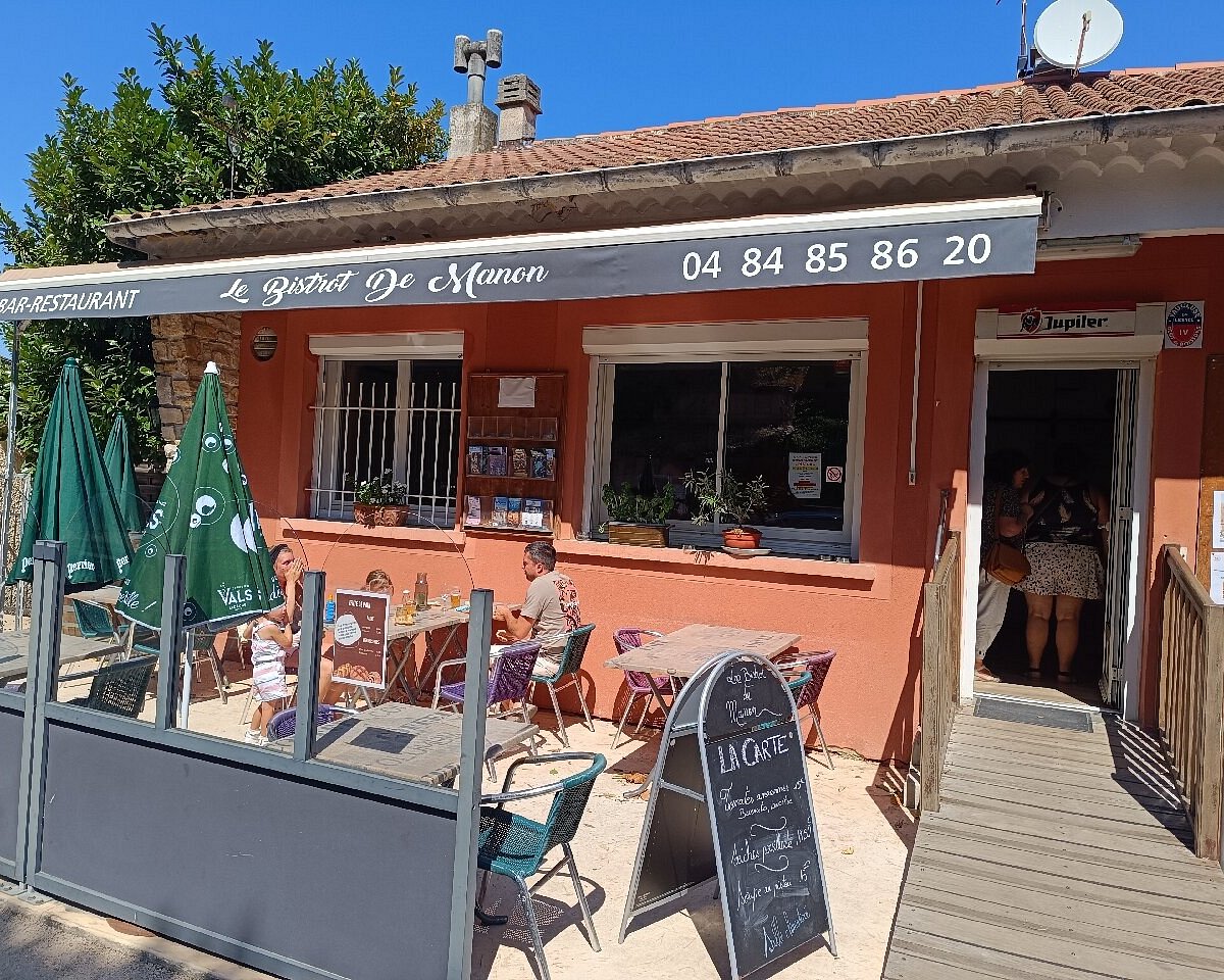 La terrasse du Bistrot de Manon — sous le ciel du Vaucluse
